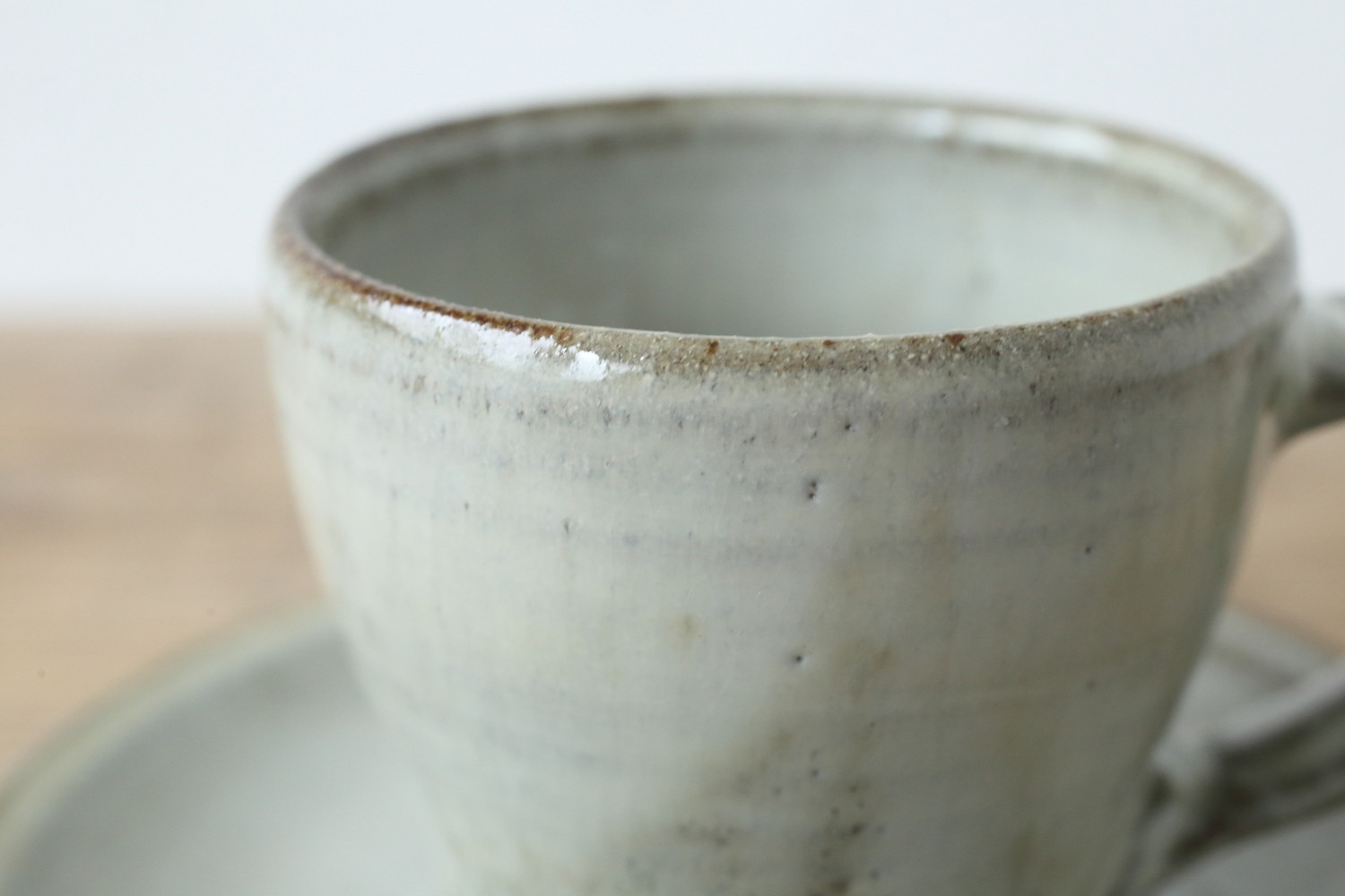 平山元康】糠釉胴しぼりコーヒー碗皿